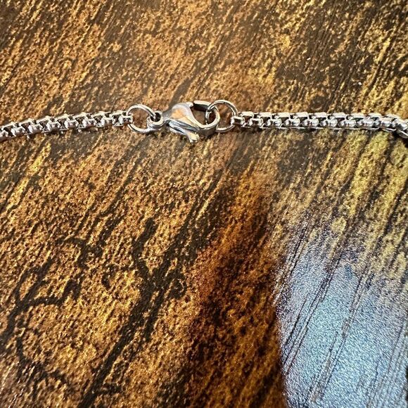 Boho Turquoise-Embellished Cow Skull Chain Necklace: 18" Sterling Silver Elegan - Picture 6 of 11